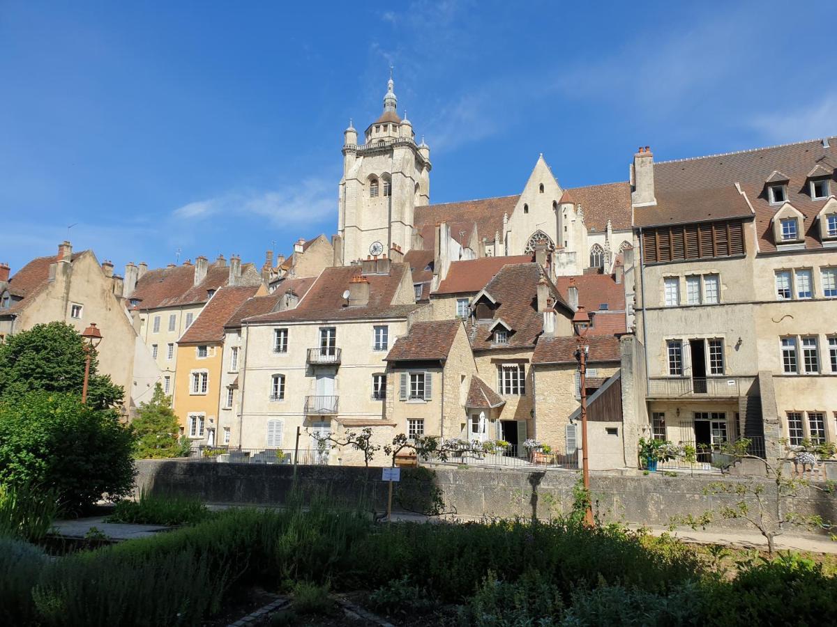 Le Matin Calme - Charme Ancien - Vue Canal Apartment Дол Екстериор снимка