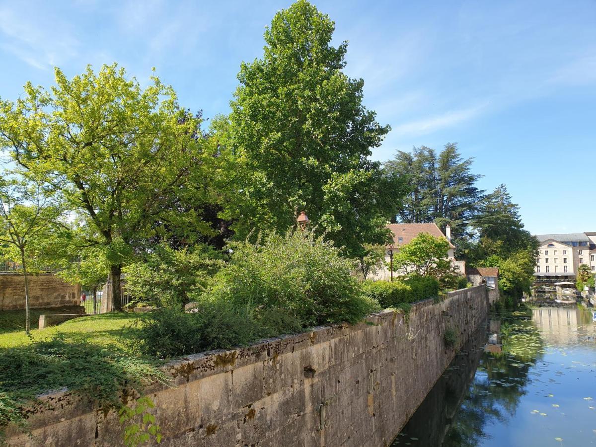 Le Matin Calme - Charme Ancien - Vue Canal Apartment Дол Екстериор снимка