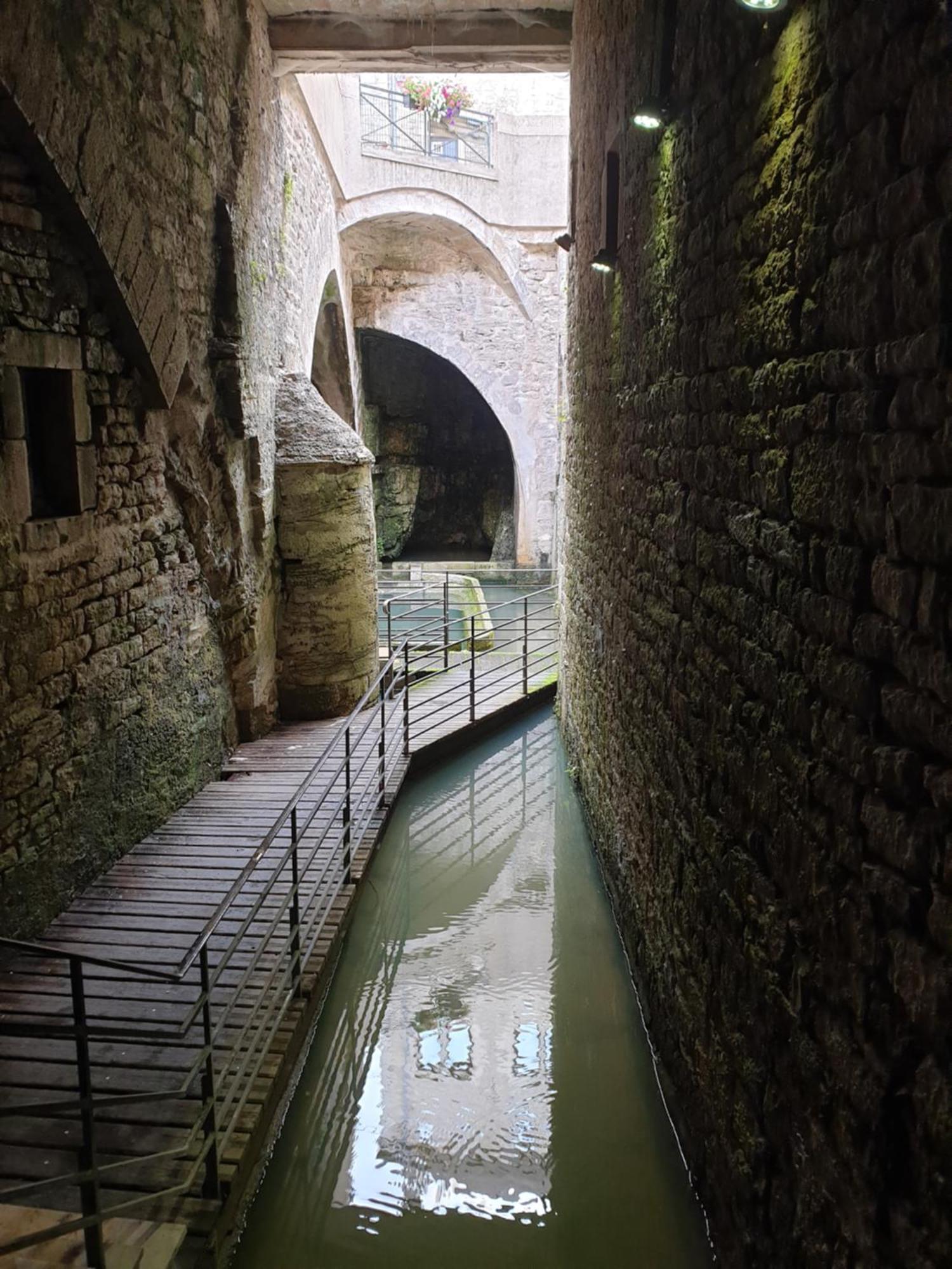 Le Matin Calme - Charme Ancien - Vue Canal Apartment Дол Екстериор снимка